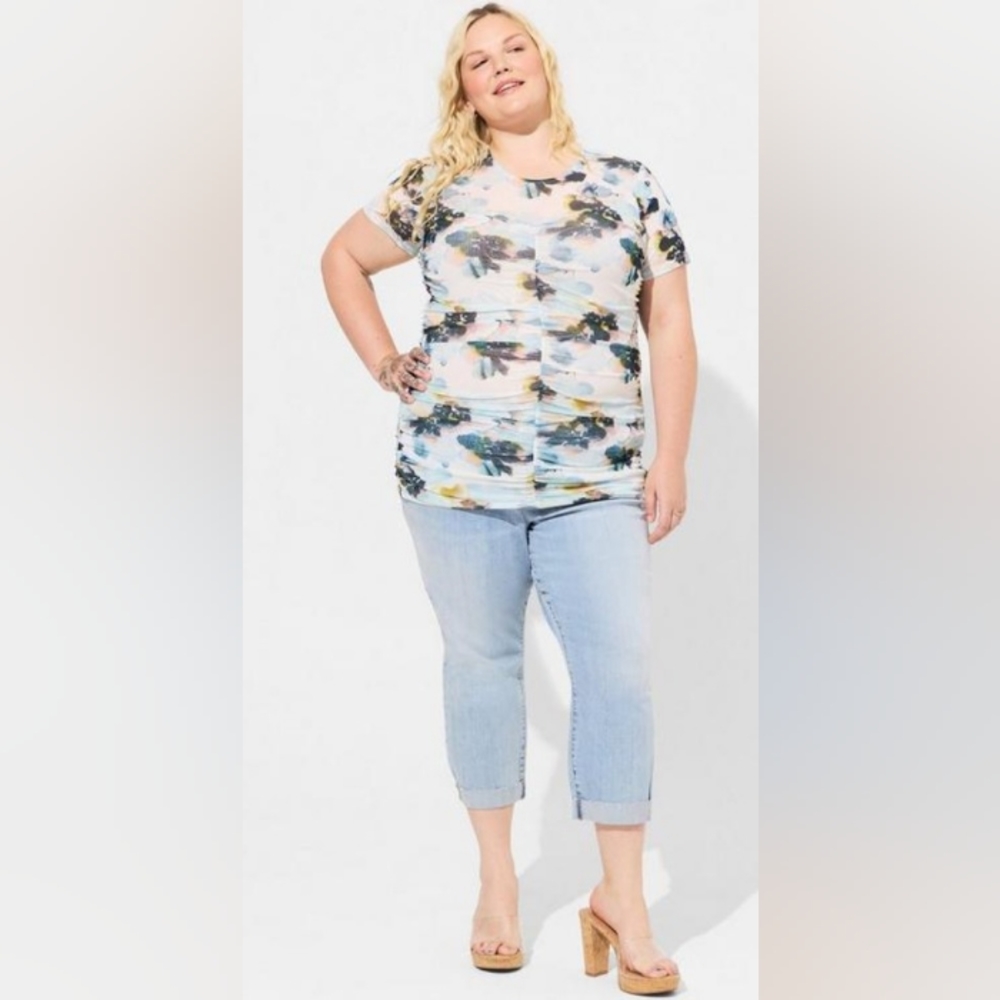 New Torrid 00X/M(10)Stretch Mesh Crew Neck Short Sleeve Ruched Floral Top NWT